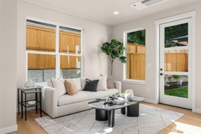 10604 NE 137th Place , Kirkland, WA 98034 - Photo 7