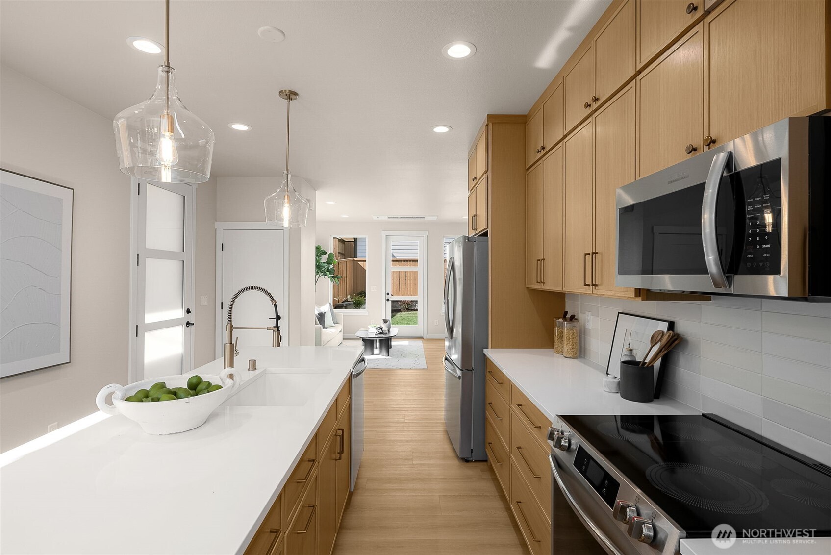 10604 NE 137th Place , Kirkland, WA 98034