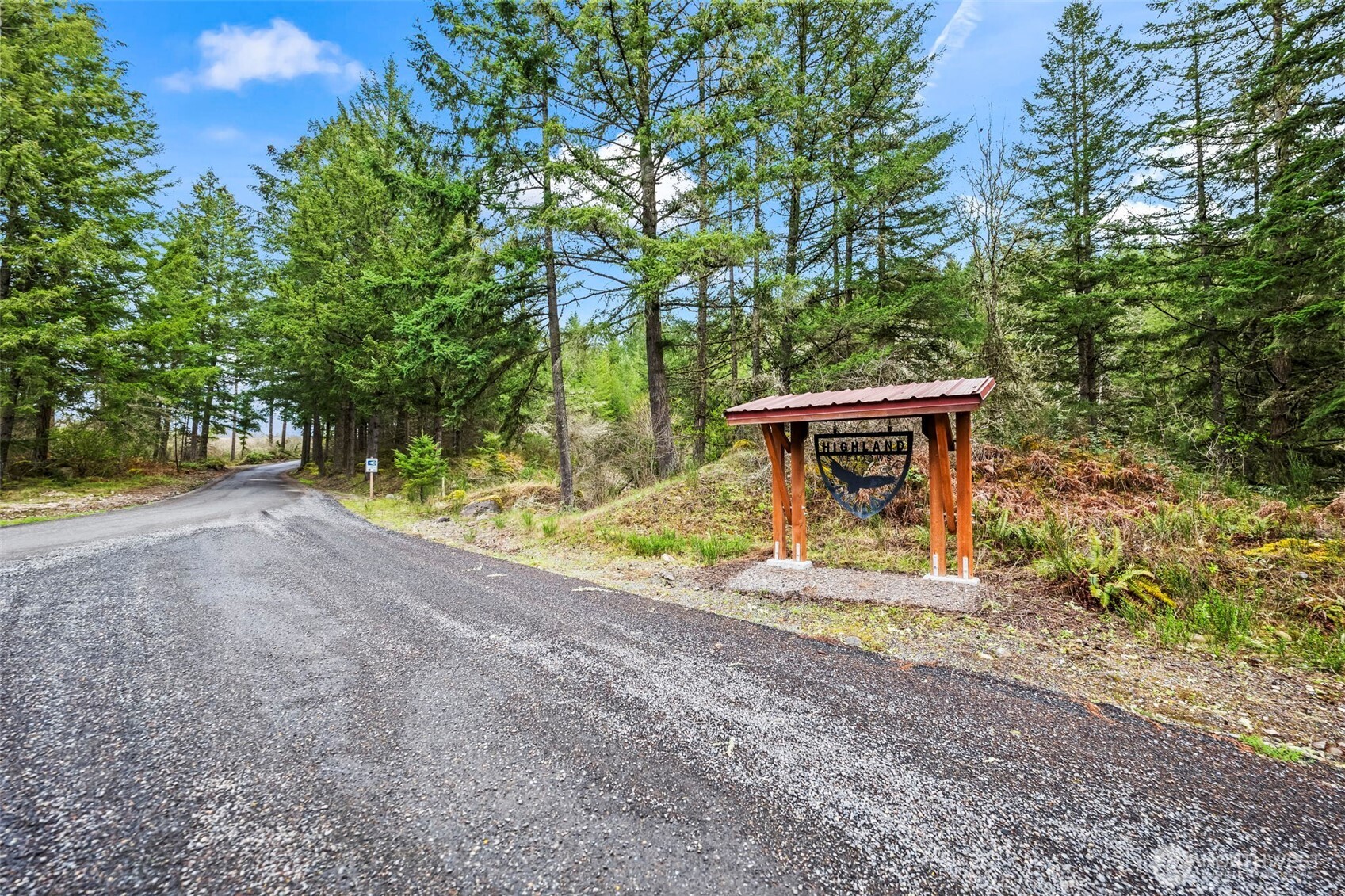 123 Highland Drive E, Roy, WA 98580