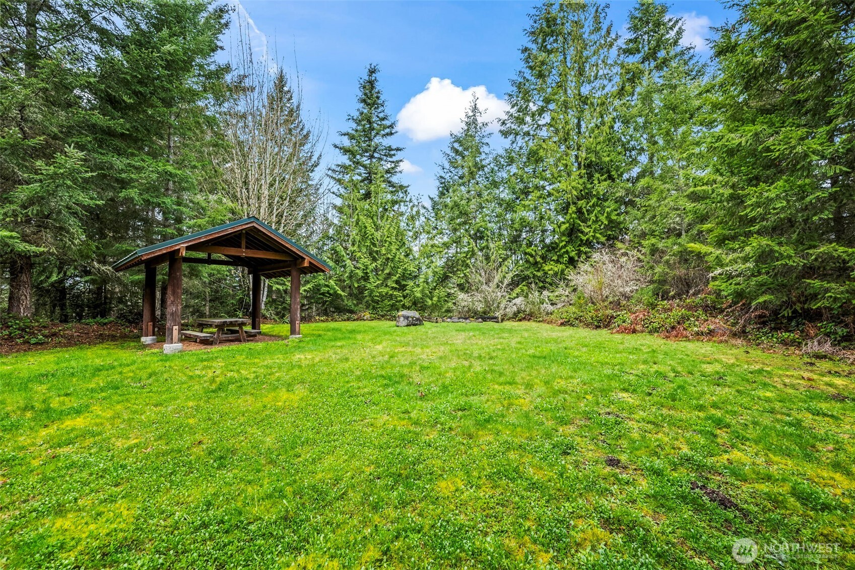 123 Highland Drive E, Roy, WA 98580
