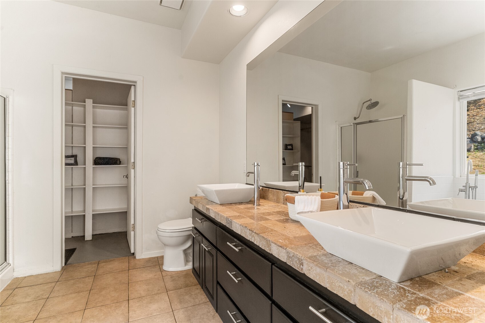 301 Canyon Place , Wenatchee, WA 98801