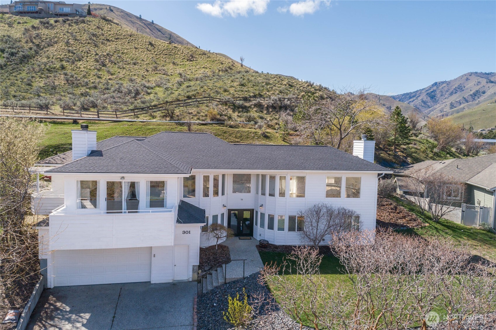 301 Canyon Place , Wenatchee, WA 98801