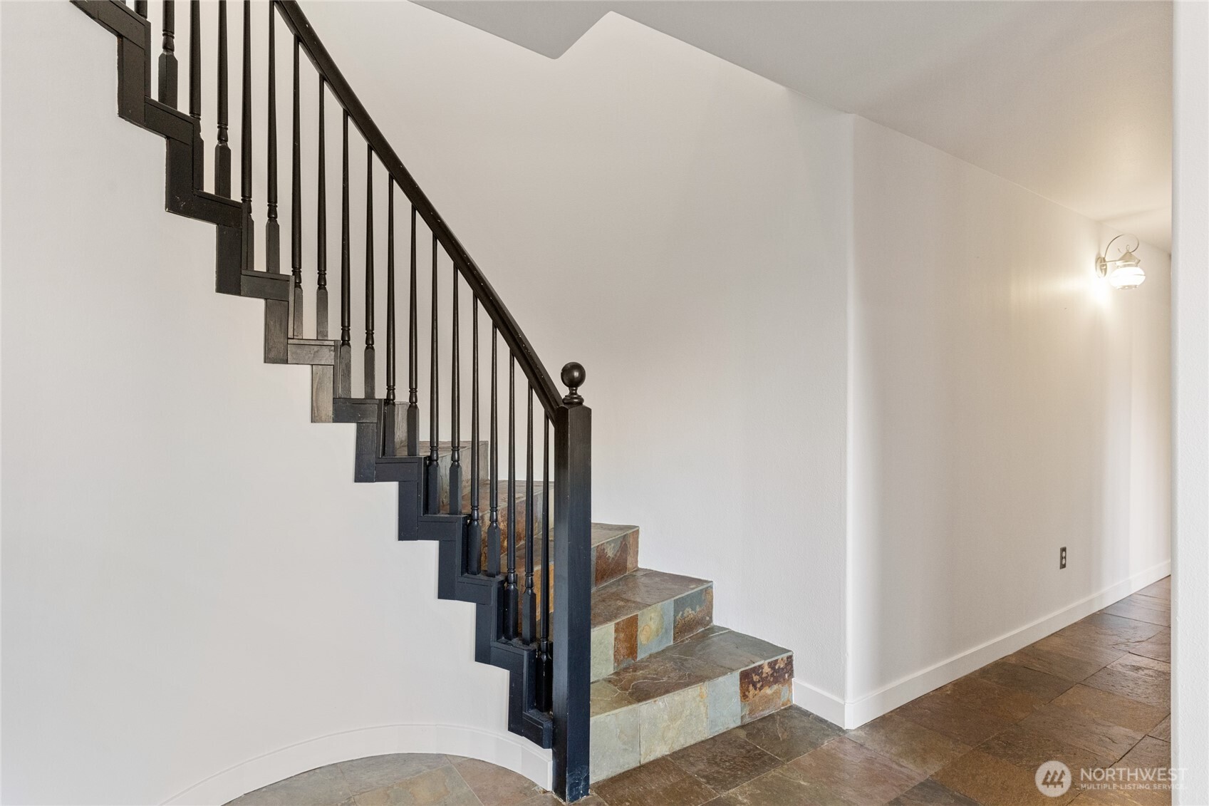 301 Canyon Place , Wenatchee, WA 98801