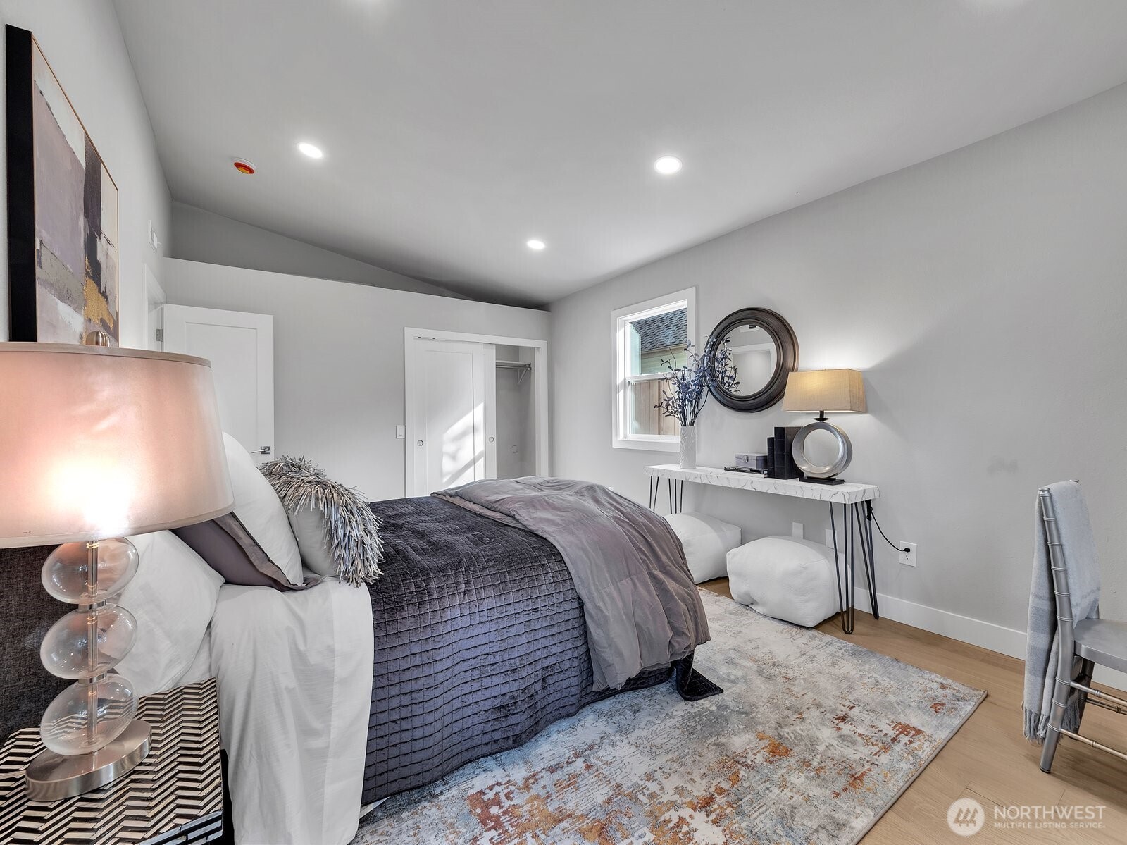 3131 112th Avenue SE, Bellevue, WA 98004