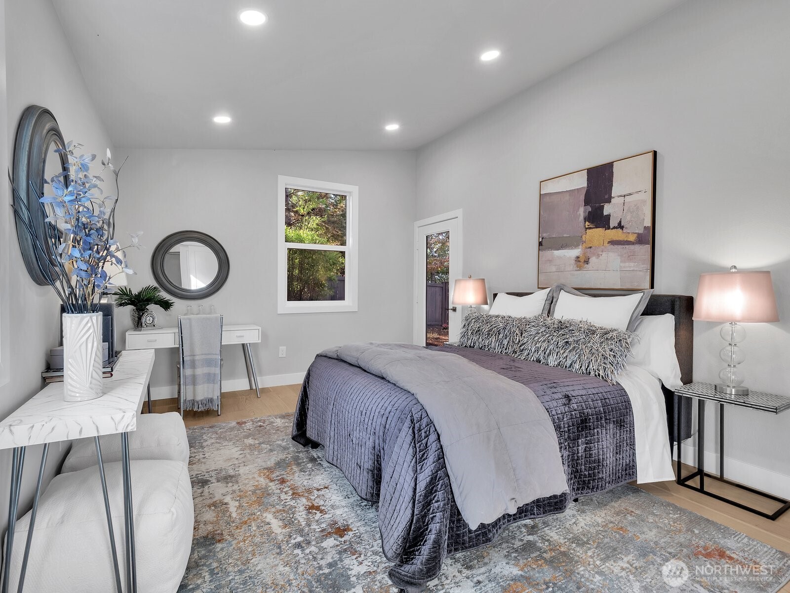 3131 112th Avenue SE, Bellevue, WA 98004