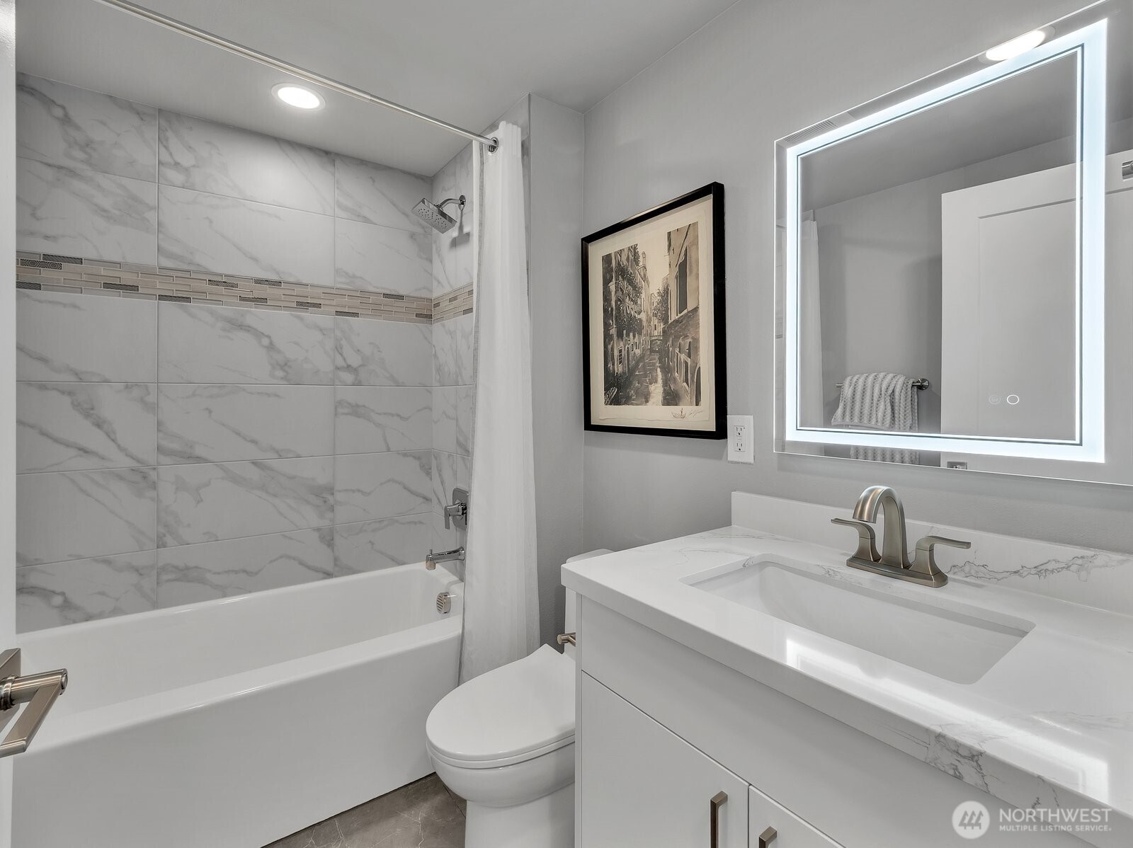 3131 112th Avenue SE, Bellevue, WA 98004