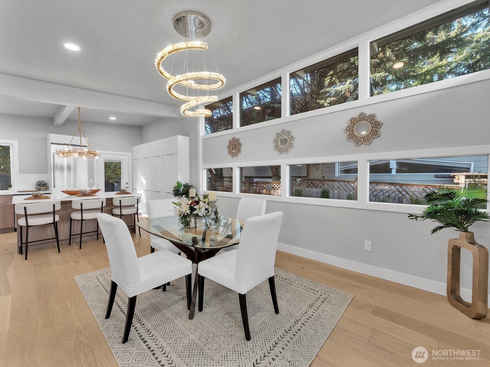 3131 112th Avenue SE, Bellevue, WA 98004