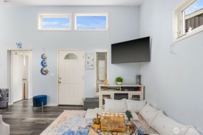 9452 25th Avenue SW, Seattle, WA 98106 - Photo 12