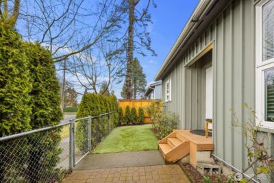 9452 25th Avenue SW, Seattle, WA 98106 - Photo 8