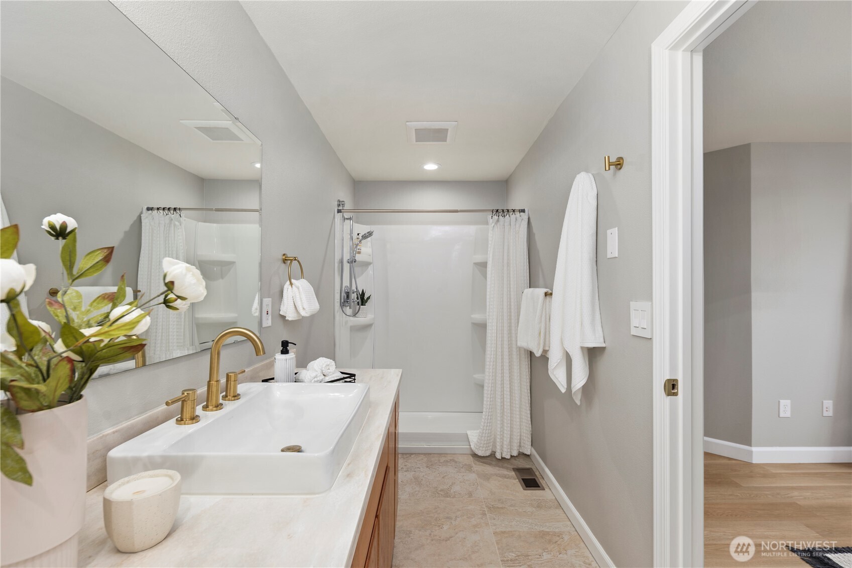 2000 Birch Court , Milton, WA 98354