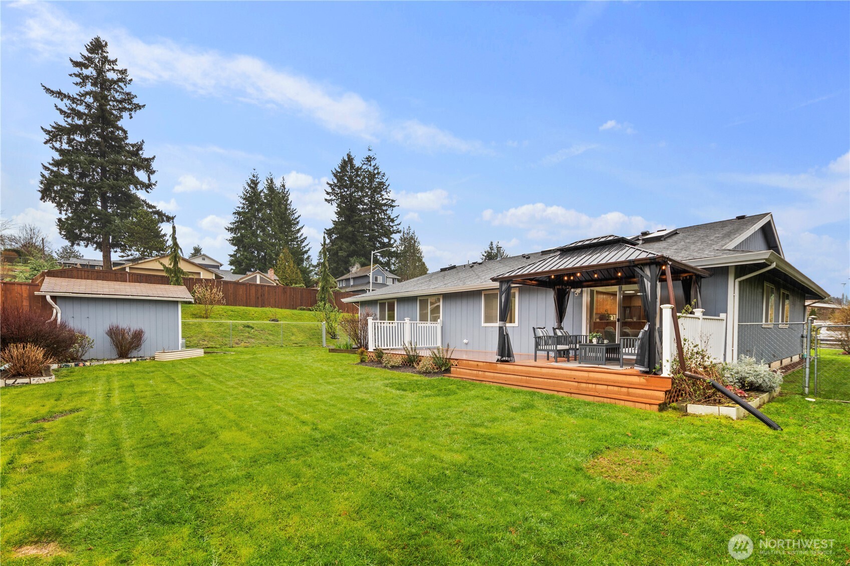 2000 Birch Court , Milton, WA 98354