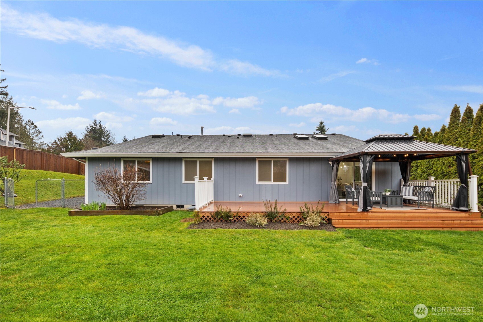 2000 Birch Court , Milton, WA 98354