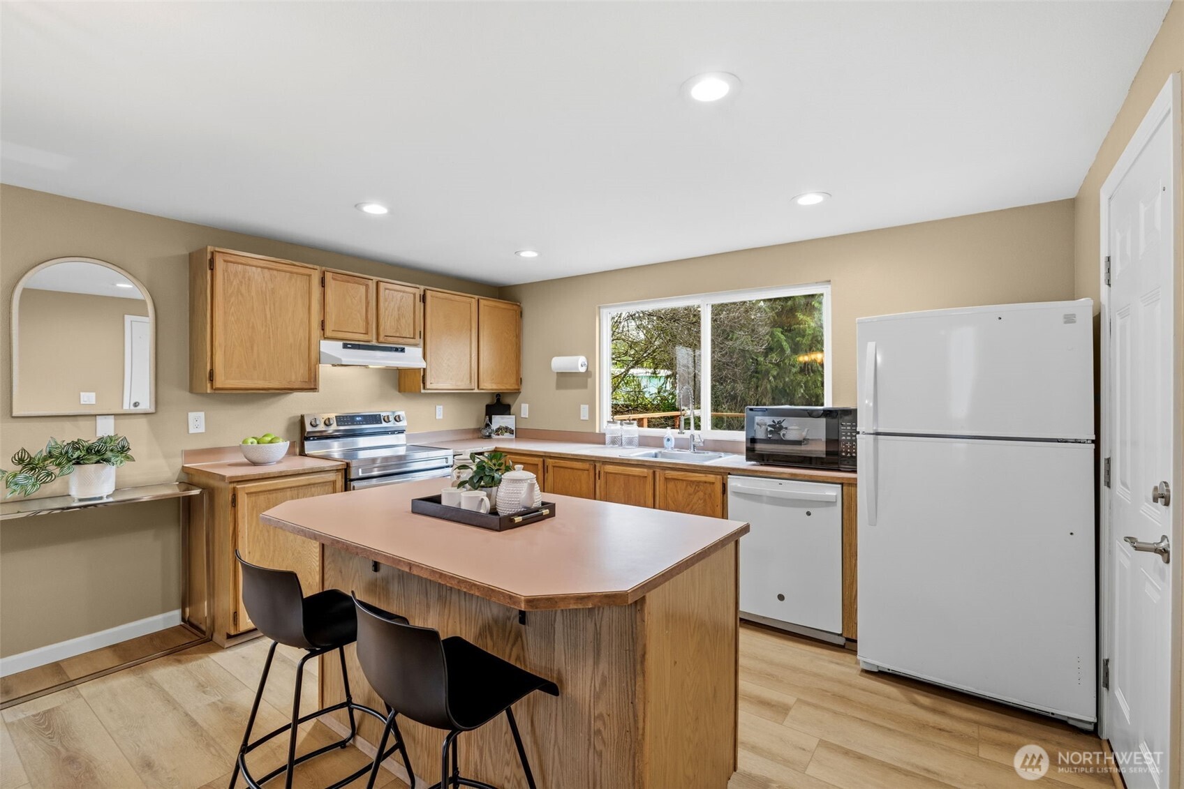 19532 135th Avenue SE, Renton, WA 98058