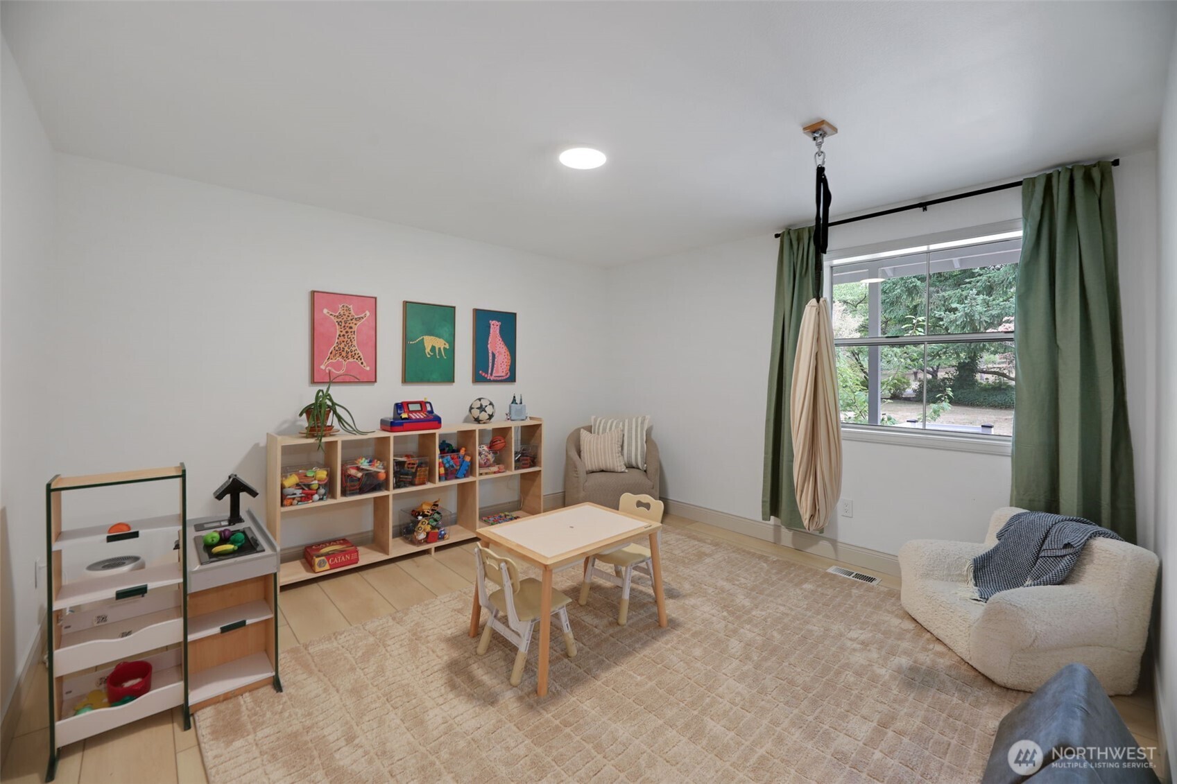 15919 NE 165th Street , Woodinville, WA 98072