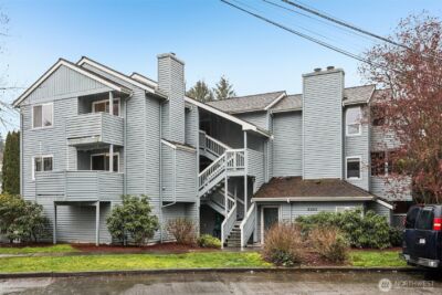 9242 Woodlawn Avenue N #B, Seattle, WA 98103 - Photo 1