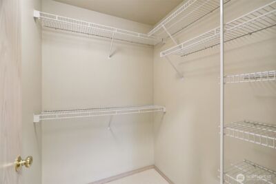 9242 Woodlawn Avenue N #B, Seattle, WA 98103 - Photo 19