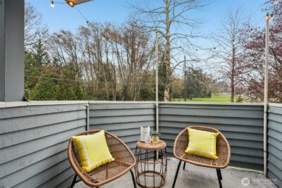 9242 Woodlawn Avenue N #B, Seattle, WA 98103 - Photo 25