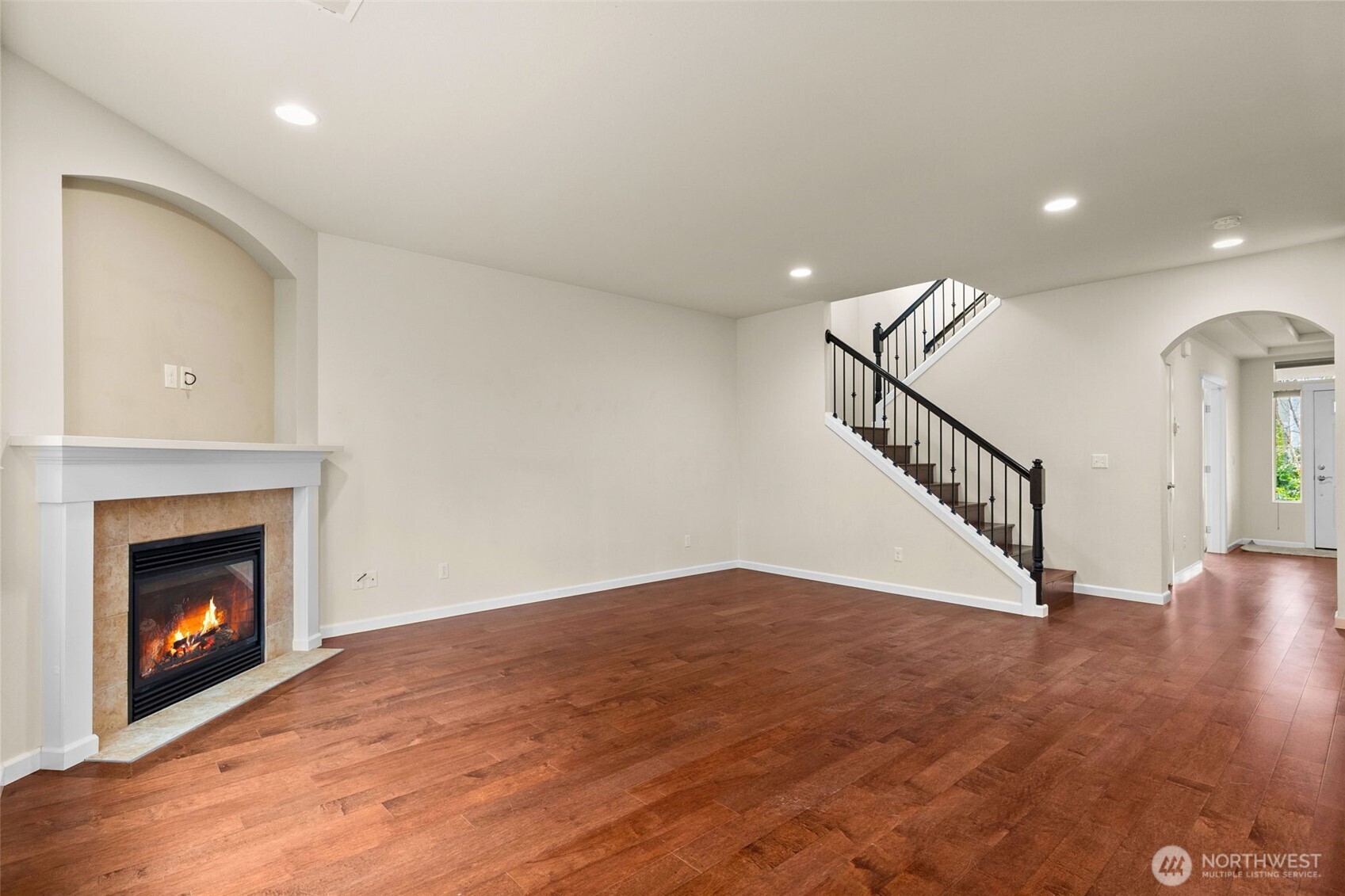 4218 Goldcrest Drive NW, Olympia, WA 98502