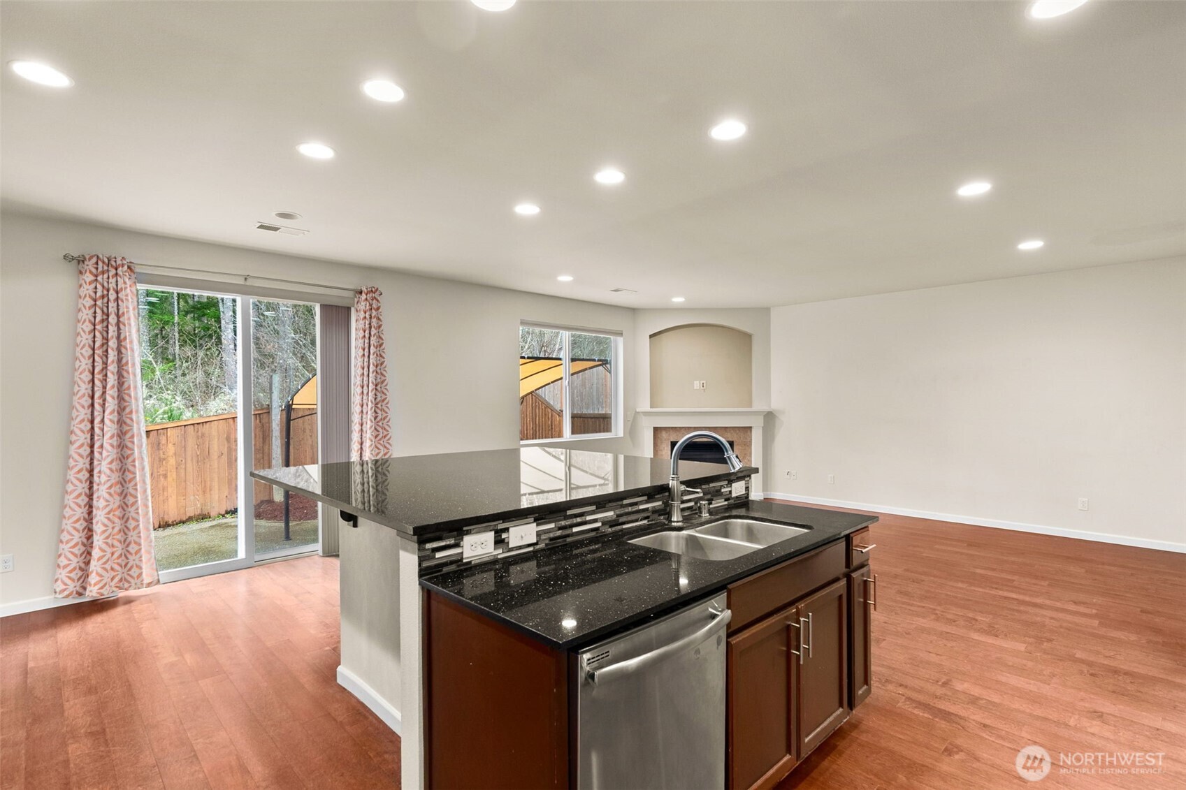 4218 Goldcrest Drive NW, Olympia, WA 98502