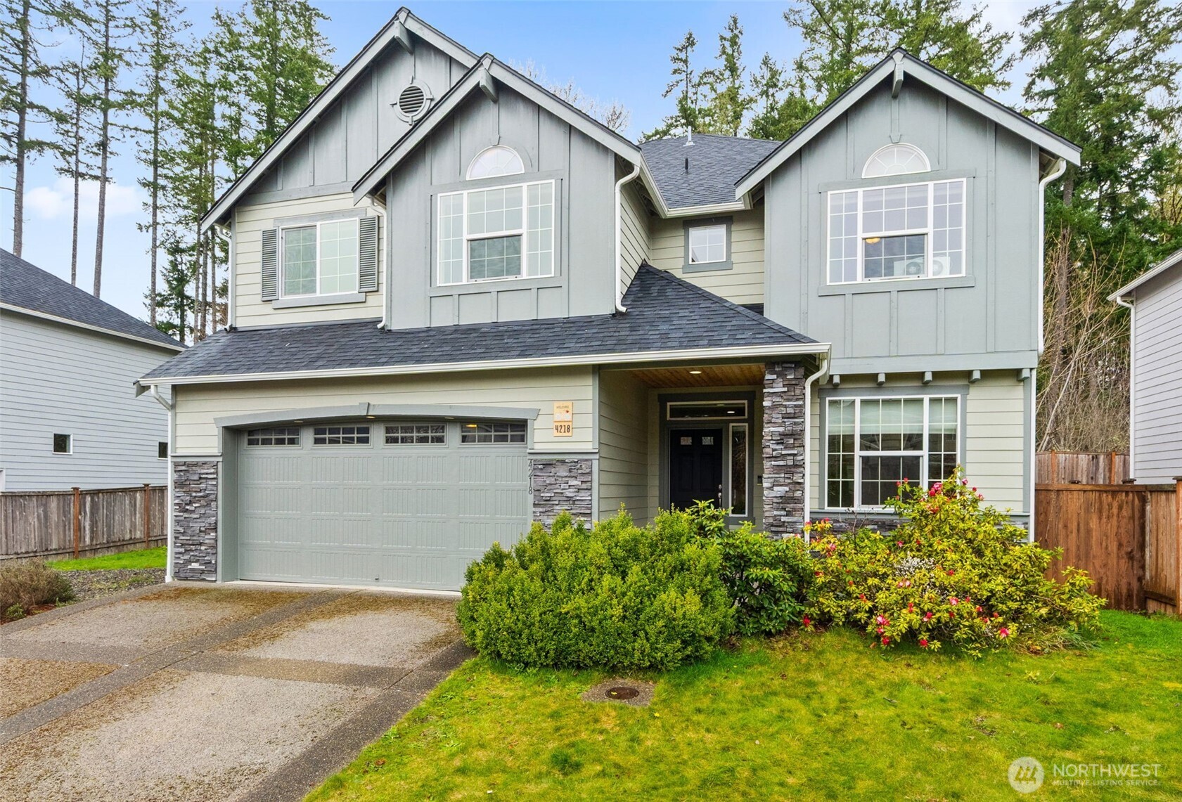 4218 Goldcrest Drive NW, Olympia, WA 98502