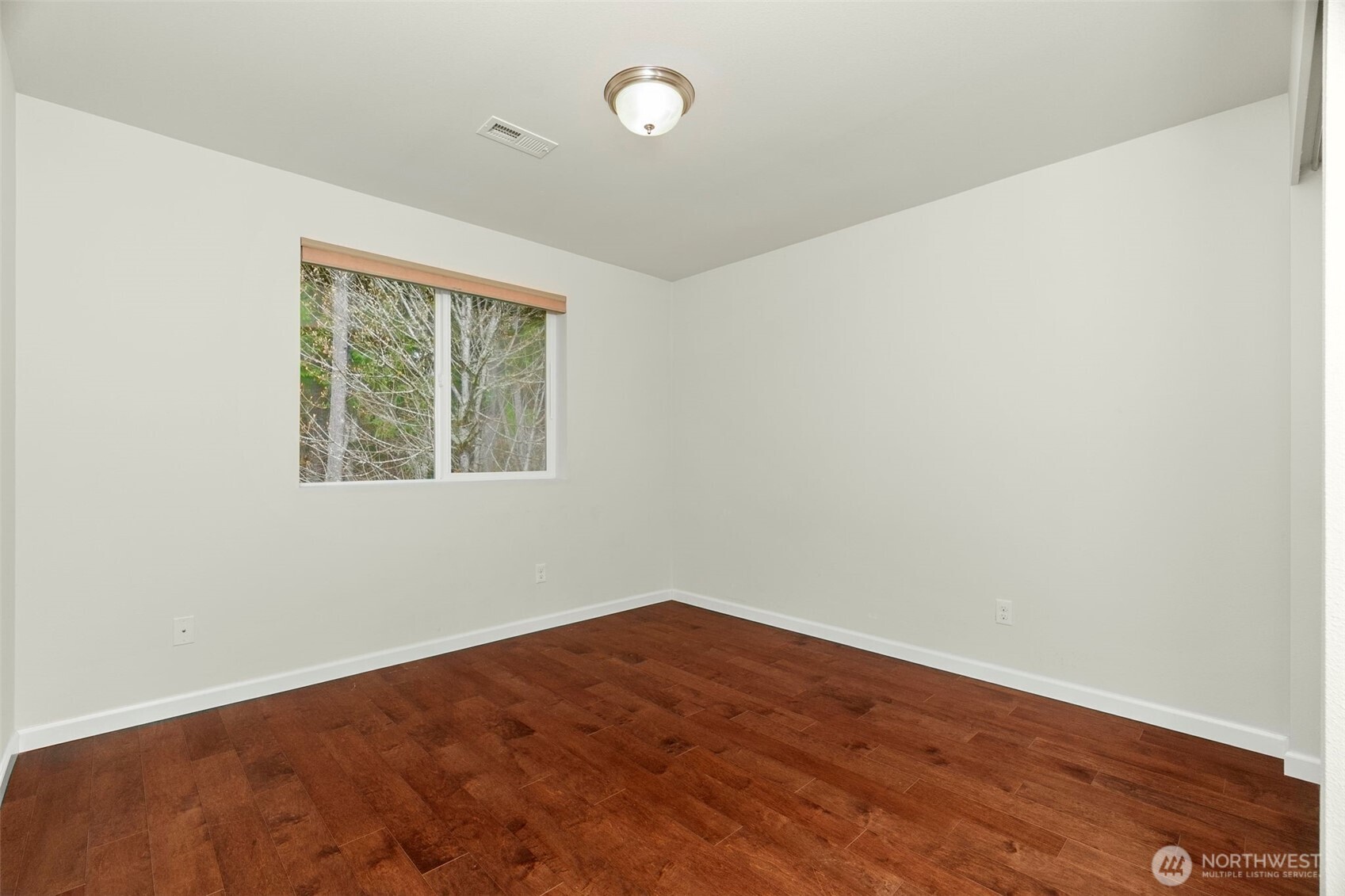 4218 Goldcrest Drive NW, Olympia, WA 98502