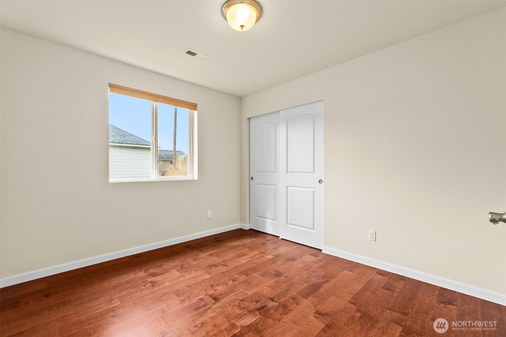 4218 Goldcrest Drive NW, Olympia, WA 98502