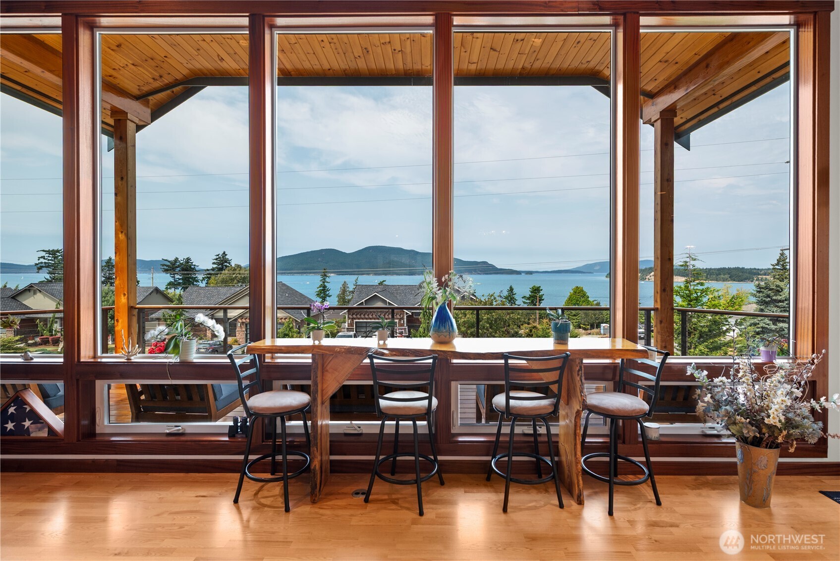 3803 W 2nd Street , Anacortes, WA 98221