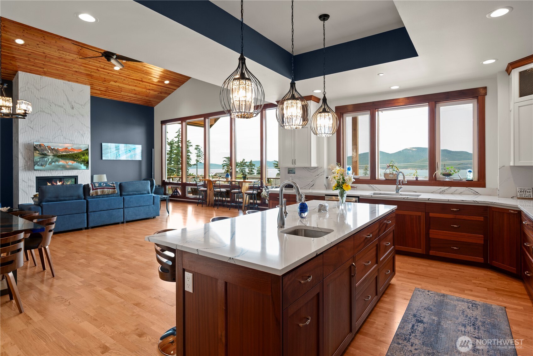 3803 W 2nd Street , Anacortes, WA 98221