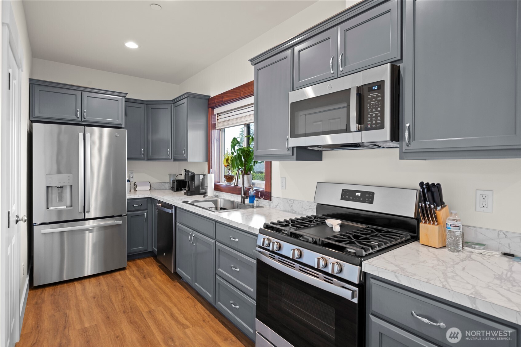 3803 W 2nd Street , Anacortes, WA 98221