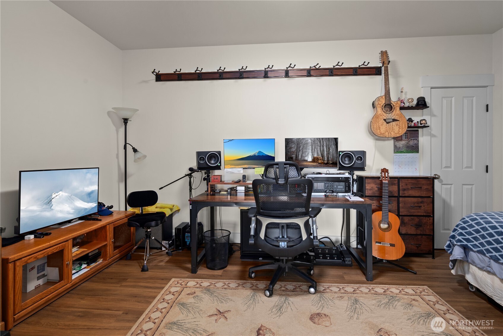 3803 W 2nd Street , Anacortes, WA 98221