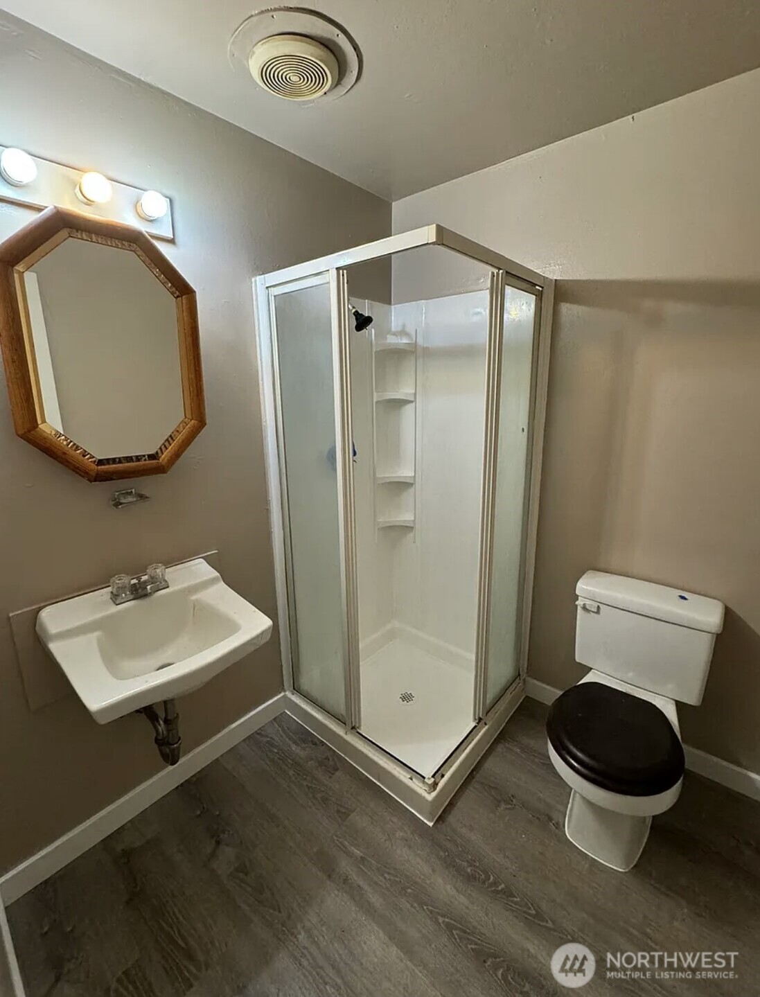 15107 Boat Street SW, Lakewood, WA 98489