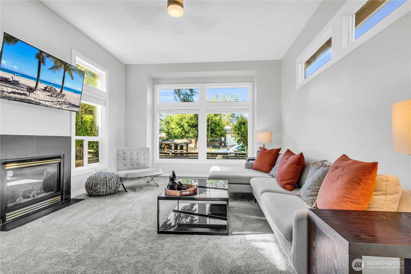 441 NE Alder Street #1 & 2, Issaquah, WA 98027-3422