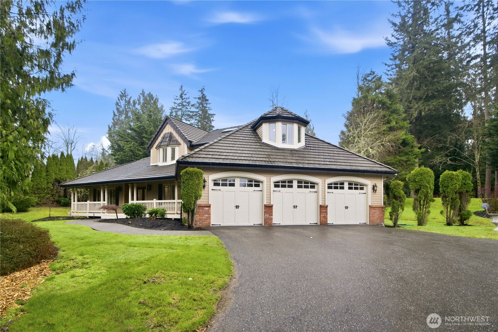 26419 NE 27th Dr , Redmond, WA 98053