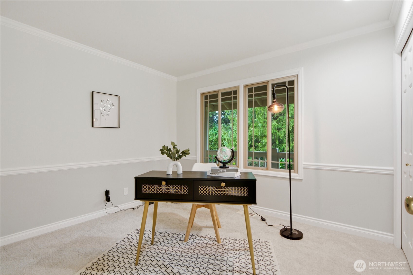 26419 NE 27th Dr , Redmond, WA 98053