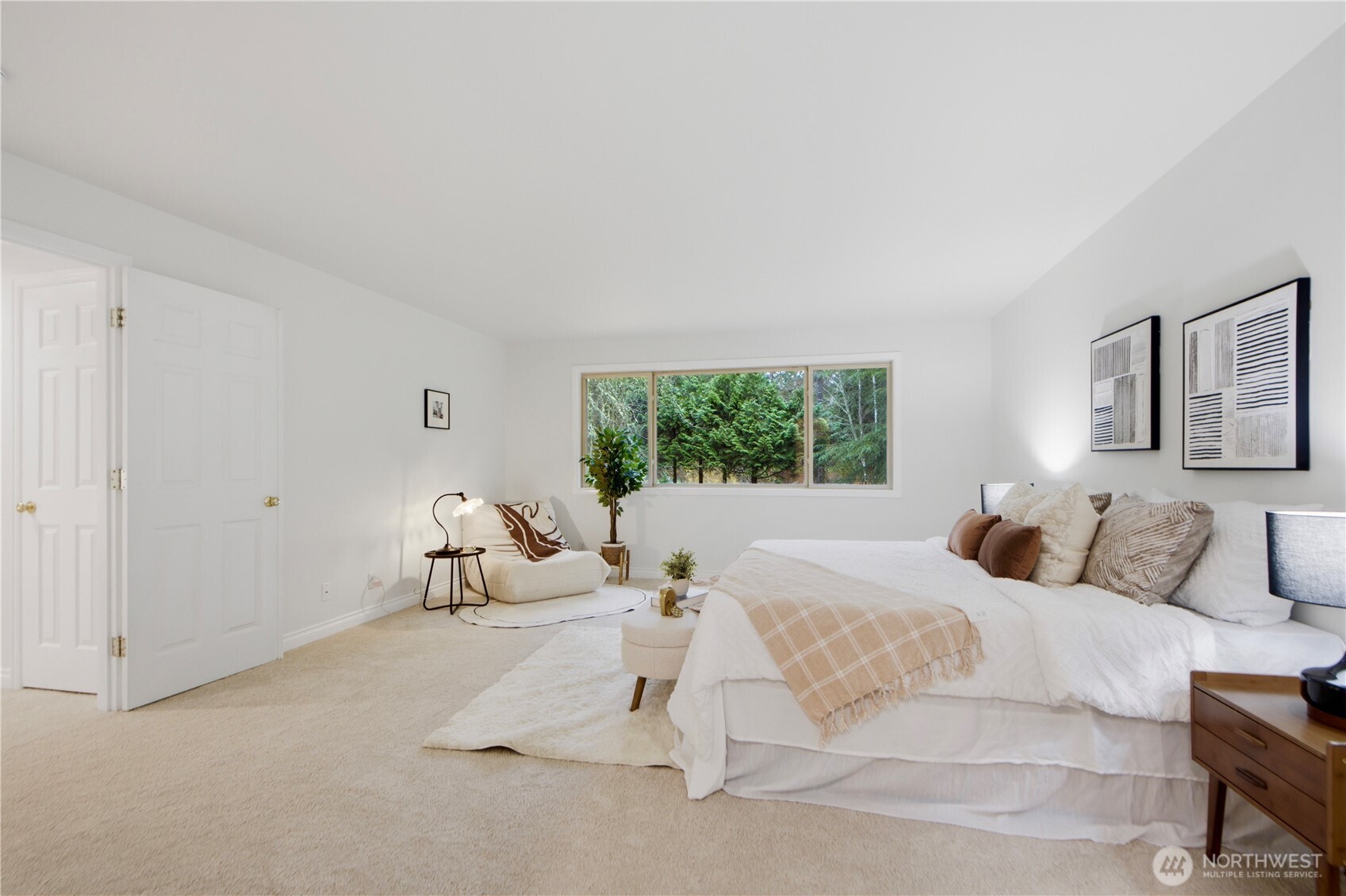 26419 NE 27th Dr , Redmond, WA 98053