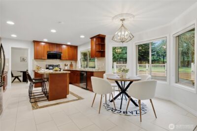 26419 NE 27th Dr , Redmond, WA 98053 - Photo 10