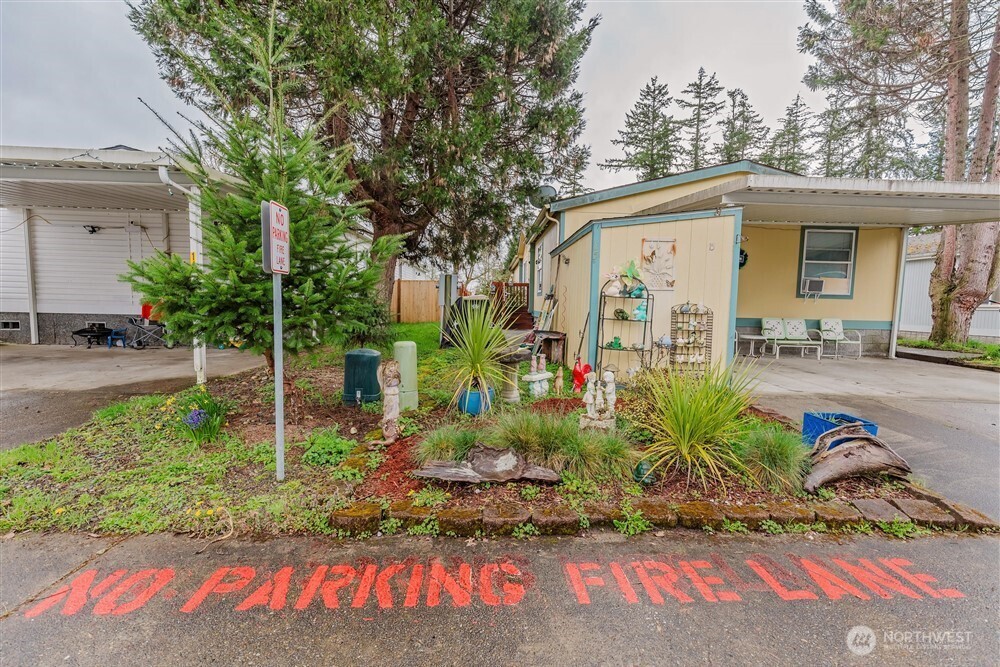 201 W Oakview Avenue #15, Centralia, WA 98531