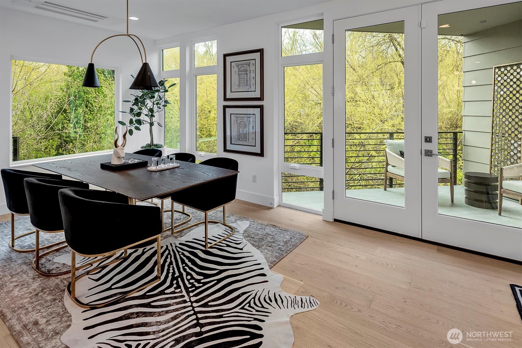 417 102nd Avenue SE, Bellevue, WA 98004