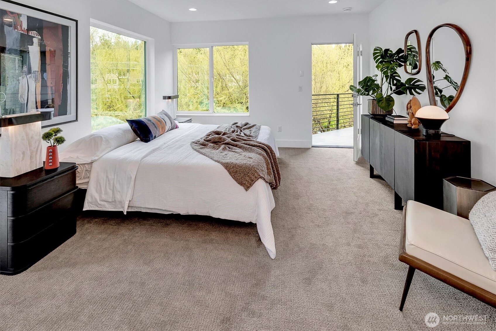 417 102nd Avenue SE, Bellevue, WA 98004