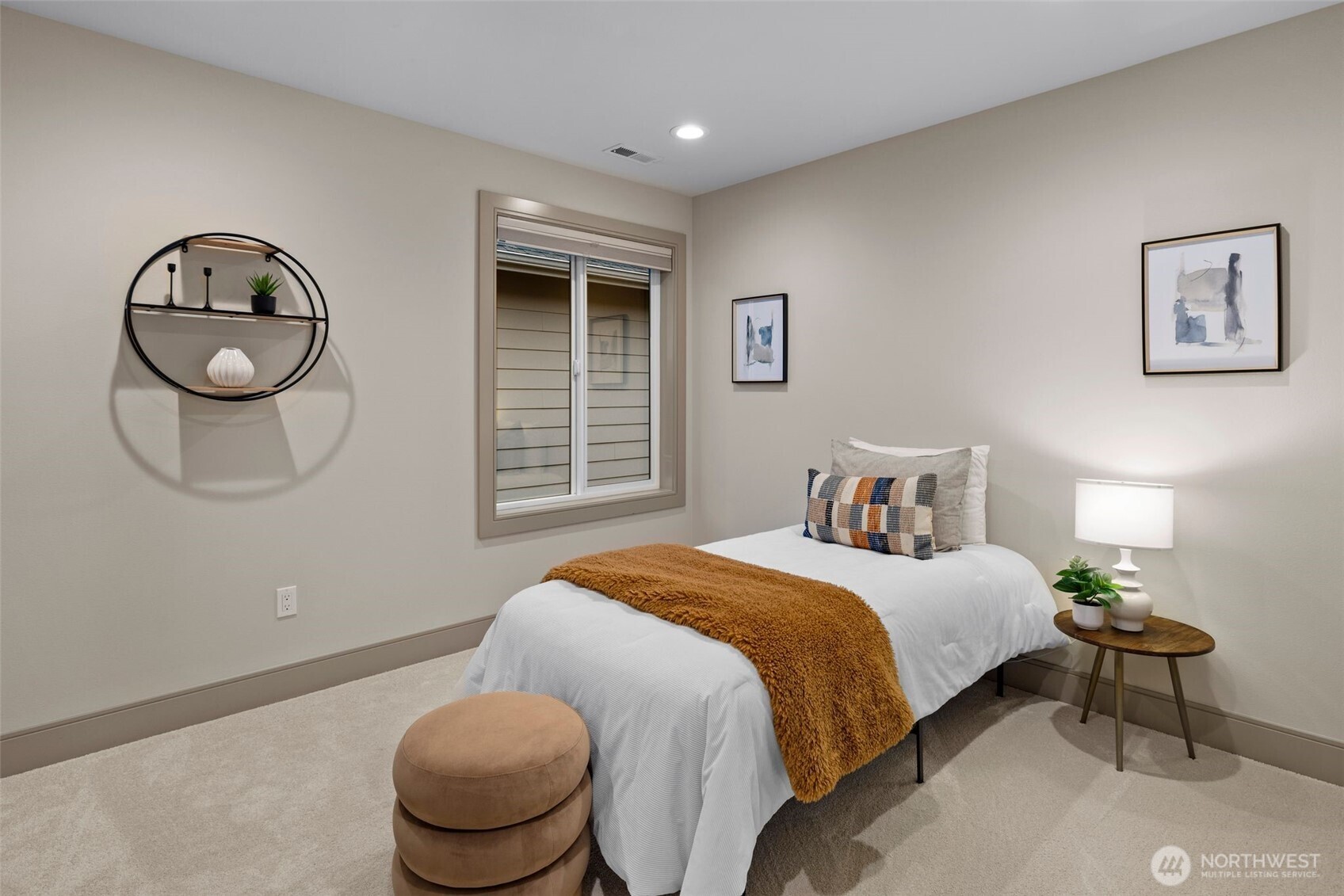 14118 74th Court NE #10, Kirkland, WA 98034