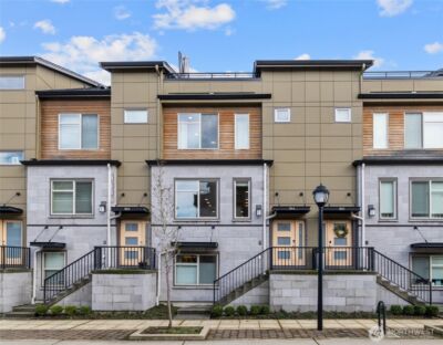 964 7th Avenue NE ##2.4, Issaquah, WA 98029