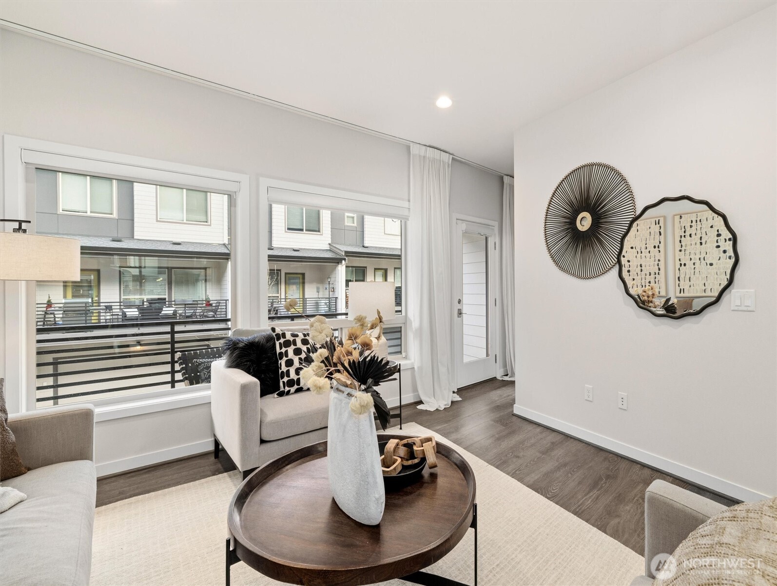 964 7th Avenue NE ##2.4, Issaquah, WA 98029