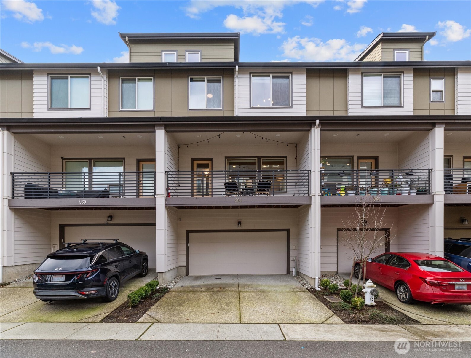 964 7th Avenue NE ##2.4, Issaquah, WA 98029