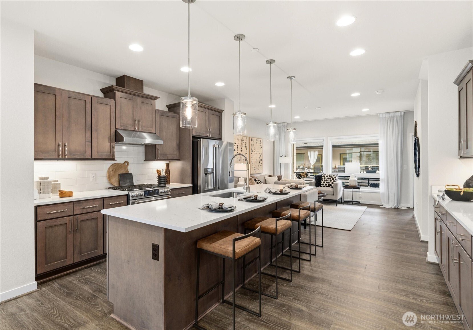 964 7th Avenue NE ##2.4, Issaquah, WA 98029