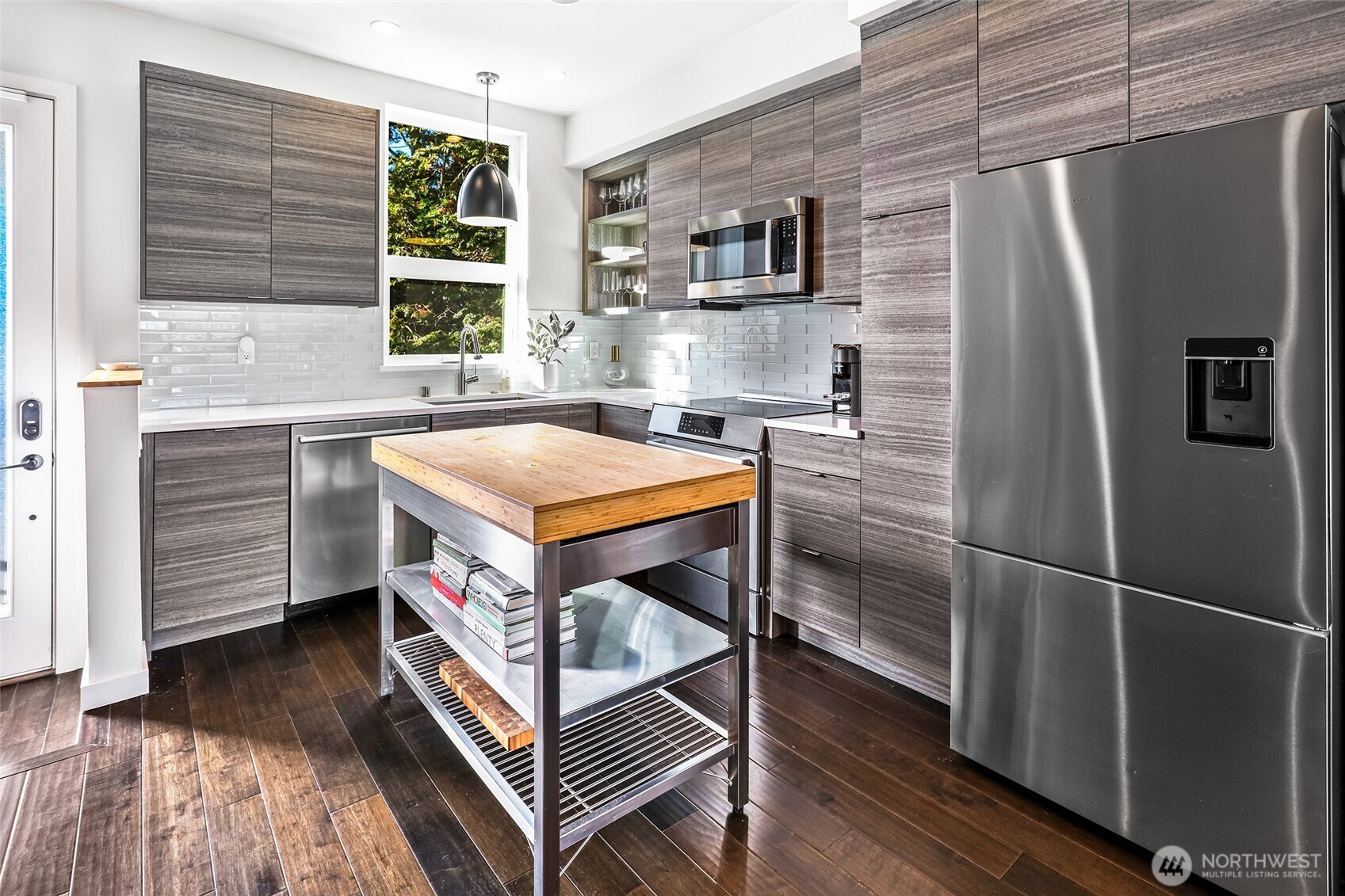 3220 Franklin Avenue E, Seattle, WA 98102