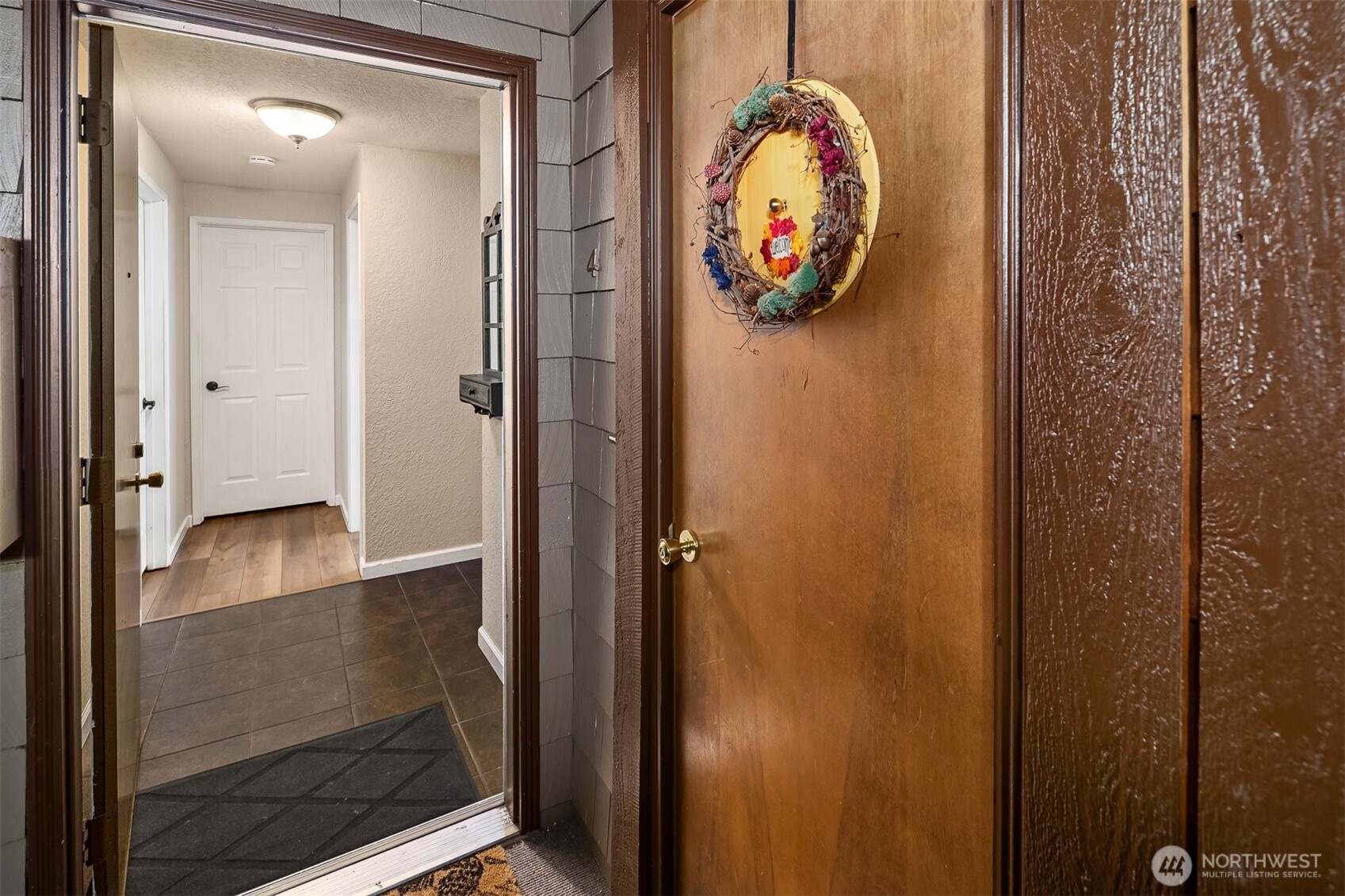 705 143rd Avenue NE #A4, Bellevue, WA 98007-4758