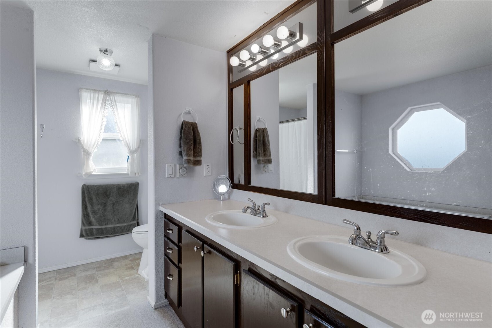 1556 Kool Road , Kelso, WA 98626