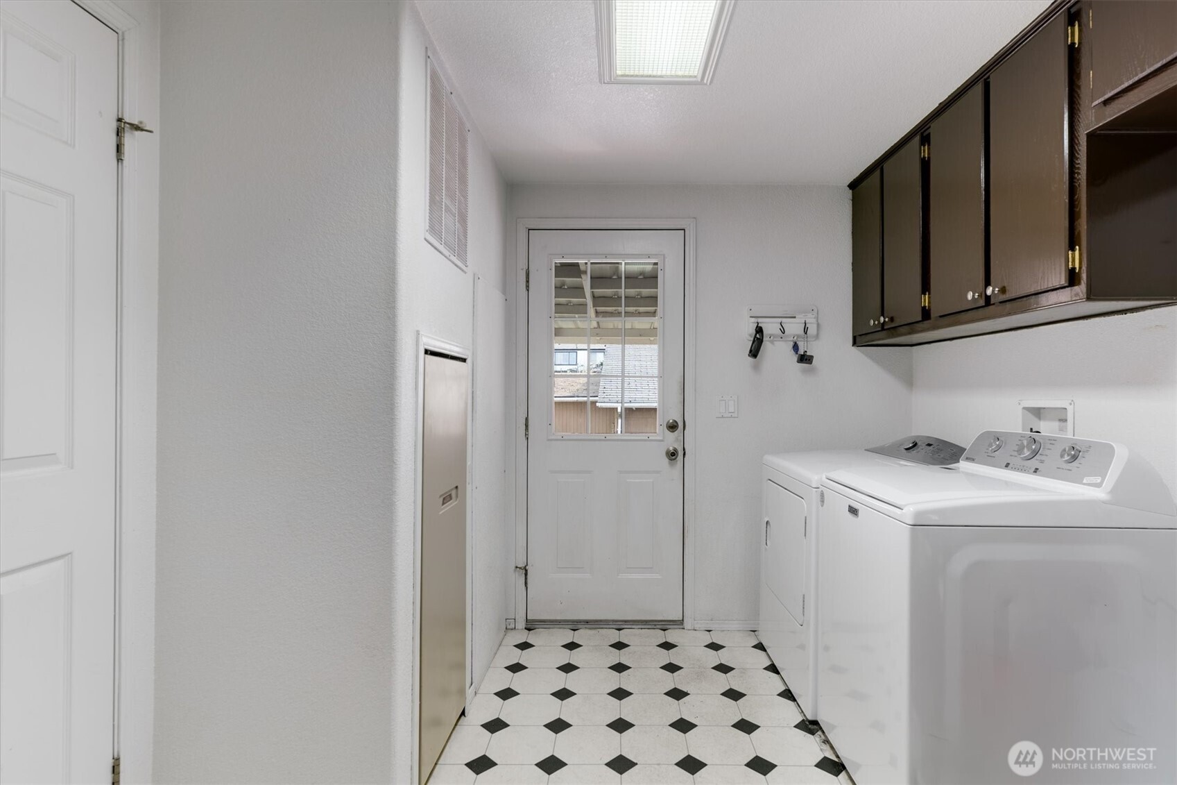 1556 Kool Road , Kelso, WA 98626