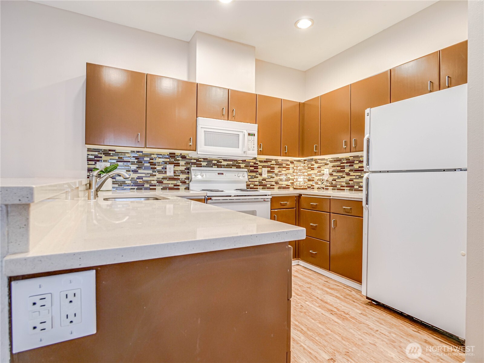 4714 Fairwood Boulevard NE #202, Tacoma, WA 98422