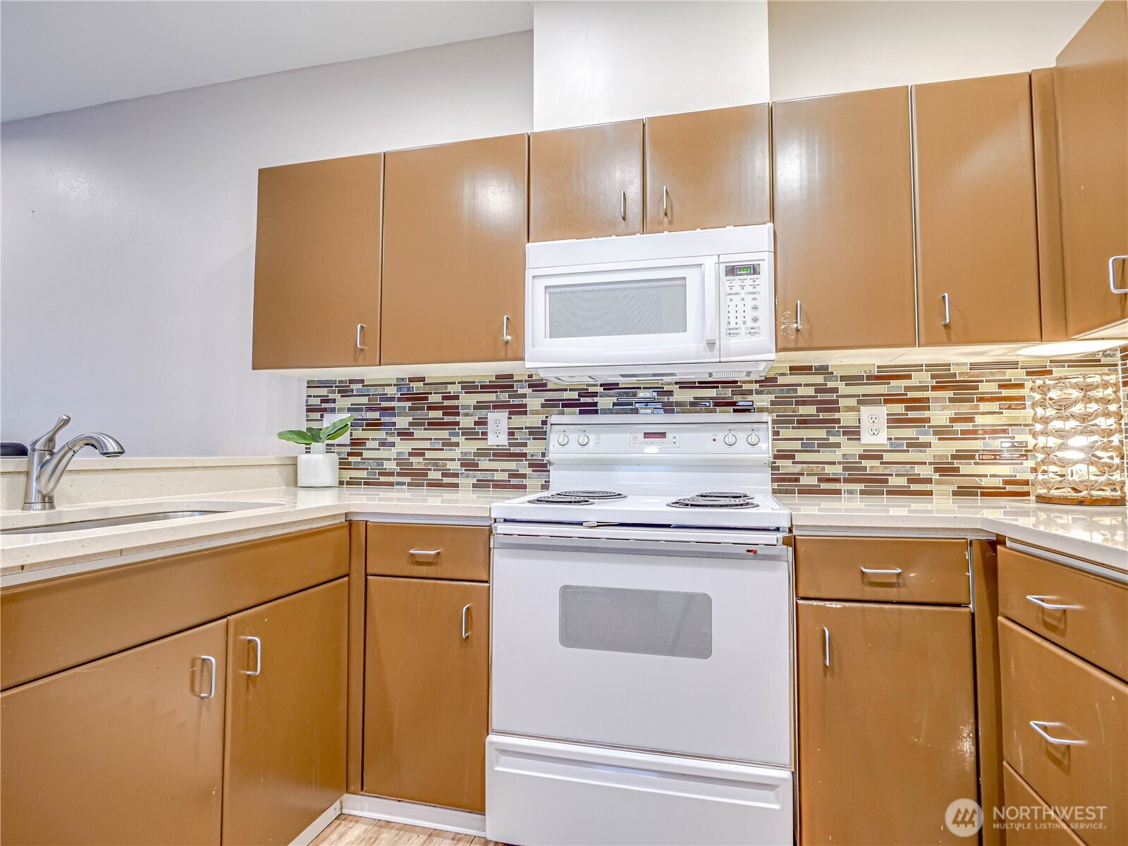 4714 Fairwood Boulevard NE #202, Tacoma, WA 98422